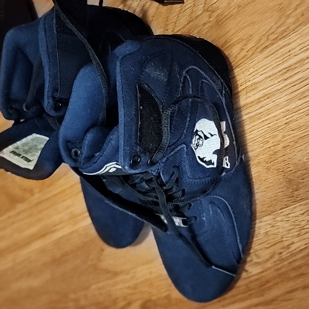Trainers - Picture 3 of 3